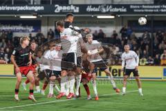 3. Liga; SC Verl - FC Ingolstadt 04; Torchance verpasst Marcel Costly (22, FCI) Kopfball Stöcker Michel (24 Verl) Lehmann Paul (14 Verl) Max Plath (14 FCI)