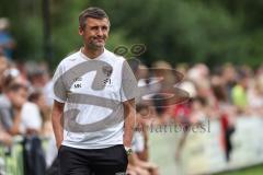 Toto-Pokal; SV Manching - FC Ingolstadt 04; Cheftrainer Michael Köllner (FCI) an der Seitenlinie, Spielerbank