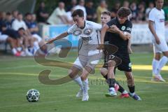 Landesliga - Saison 2026/27 - SV Manching - VFR Neuburg -Röber Jannik  (Nr.17 - SV Manching) - Krzyzanowski Nikolai weiss Neuburg - Foto: Meyer Jürgen