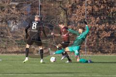3. Liga; Testspiel; SpVgg Greuther Fürth - FC Ingolstadt 04 - Moritz Seiffert (23, FCI) Petkov Lukas (16 SpVgg) Benjamin Kanuric (8, FCI)