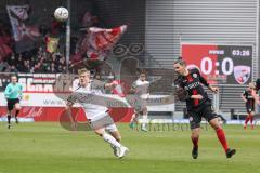 3. Liga; SV Wehen Wiesbaden - FC Ingolstadt 04; Zweikampf Kampf um den Ball Tobias Bech (11, FCI) Mockenhaupt Sascha (4 SVW)