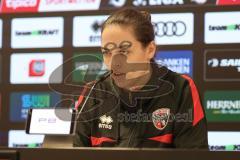 3. Liga - Saison 2025/26 - FC Ingolstadt 04 - Energie Cottbus - Cheftrainerin Sabrina Wittmann (FCI) bei der PK nach dem Spiel - XXXXX - Foto: Meyer Jürgen