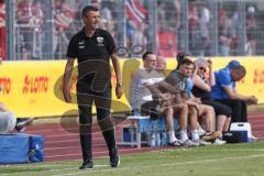 Toto-Pokal; Finale; FV Illertissen - FC Ingolstadt 04; an der Seitenlinie, Spielerbank Cheftrainer Michael Köllner (FCI)