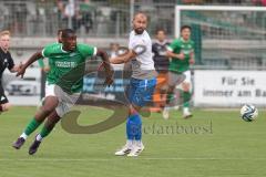 Testspiel - Bezirksliga - Saison 2025/26 - FC Gerolfing - SpVgg Joshofen Bergheim - Johannes Böck weiss Joshofen Bergheim - Mamadou Diallo grün Gerolfing - Foto: Meyer Jürgen