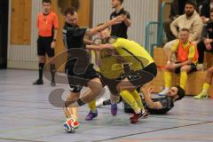 Lotto Bayern Hallencup - Lindenkreuzhalle Saison 2024/25 - FC Hitzhofen - FC Türk Sport Garching  - Thomas Schreiner schwarz Türk Garching - Felix Bogner gelb Hitzhofen - Tobias Dietze gelb Hitzhofen - Foto: Meyer Jürgen