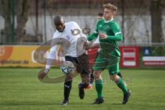 Bezirksliga - Saison 2025/26 - FC Gerolfing - SpVgg Altenerding - Lukas Achhammer (Nr.9 - FC Gerolfing) - Ridwan Bello weiss Altenerding - Foto: Meyer Jürgen