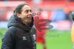 3. Liga; FC Ingolstadt 04 - TSV Havelse; vor dem Spiel Cheftrainerin Sabrina Wittmann (FCI)