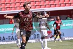 3. Liga; FC Ingolstadt 04 - Hallescher FC; Tor Jubel Treffer Julian Kügel (31, FCI) 1:0