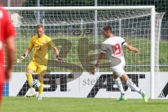 3. Liga; FC Ingolstadt 04 - Trainingslager, Testspiel, FC Kottern; Rückpass, Mladen Cvjetinovic (19, FCI) Torwart Marius Funk (1, FCI)