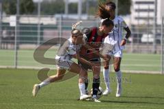 2. Bundesliga Frauen - Saison 2024/25 - FC Ingolstadt 04 Frauen - SCR Altach - Stefanie Reischmann (Nr.24 - FCI Frauen) - Vasconcelos Jassie rechts weiss - Metzler Lisa weiss links Altach - Foto: Meyer Jürgen