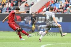 3. Liga; FC Ingolstadt 04 - SSV Jahn Regensburg; Torchance verpasst Berkay Öztürk (39 FCI) Geipl Andreas (8 SSV)