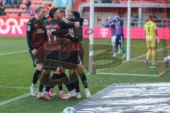 3. Liga; FC Ingolstadt 04 - MSV Duisburg; Tor Jubel Treffer 2:1 Fredrik Carlsen (8, FCI) Lars Lokotsch (13, FCI) Nishan Velupilay (28 FCI) Vinko Šapina (41, FCI) Linus Rosenlöcher (19, FCI)