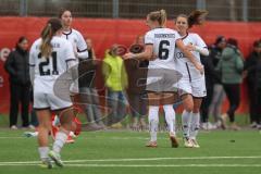 2. Bundesliga Frauen - Saison 2024/25 - FC Ingolstadt 04 Frauen - FC Bayern München -  Der 1:0 Führungstreffer durch - Kerstin Bogenschütz (Nr.6 - FCI Frauen) jubel - XXXXX - Foto: Meyer Jürgen