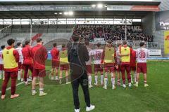 3. Liga - Saison 2025/26 - SV Wehen/Wiesbaden - FC Ingolstadt 04  -  die Spieler bedanken sich bei den Fans -   - XXXXX - Foto: Meyer Jürgen