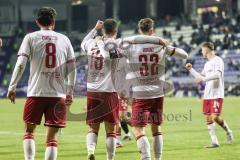 3. Liga; Erzgebirge Aue - FC Ingolstadt 04; Tor Jubel Treffer Ausgleich 2:2 Jonas Scholz (15, FCI) mit Simon Lorenz (32, FCI)