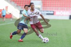 2. Frauen-Bundesliga; FC Ingolstadt 04 - SC Sand; Kuya-Strobel Melissa (14 FCI) Zweikampf Kampf um den Ball Takizawa Rio (17 Sand)