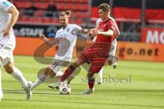3. Liga; FC Ingolstadt 04 - SSV Ulm; Zweikampf Kampf um den Ball Frederik Christensen (11, FCI) Chessa Dennis (11 Ulm)