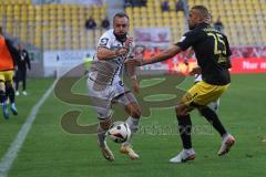 3. Liga - Saison 2024/25 - Alemannia Aachen - FC Ingolstadt 04  - David Kopacz (Nr.29 - FCI) - Lamar Yarbrough (Nr.25 - Alemannia Aachen) - Foto: Meyer Jürgen