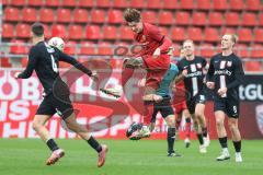 3. Liga; FC Ingolstadt 04 - TSV Havelse; Zweikampf Kampf um den Ball Frederik Christensen (11, FCI) Kolgeci Besfort (4 TSV) Paldino Lorenzo (9 TSV) Düker Julius (10 TSV)