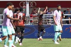 3. Liga; FC Ingolstadt 04 - Würzburger Kickers; Tor Jubel Treffer 1:0 Lars Lokotsch (13, FCI) Obed Ugondu (17, FCI)