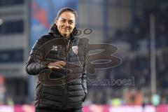 3. Liga; Arminia Bielefeld - FC Ingolstadt 04; vor dem Spiel Cheftrainerin Sabrina Wittmann (FCI)