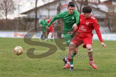 A-Klasse -  Saison 2025/26- TSV Baar/Ebenhausen - SV Manching II - Tim Pfafflinger rot Ebenhausen - Timur Oguz grün Manching - Foto: Meyer Jürgen