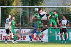 Bezirksliga - Saison 2025/26 - FC Gerolfing - TSV Ober./Unterh.stadt - Enes  Erdogan (Nr.5 - TSV Ober-/Unterh.stadt) - Christian Träsch grün Gerolfing - Bastian Heigl grün Gerolfing - Foto: Meyer Jürgen