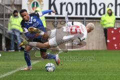 3. Liga; Arminia Bielefeld - FC Ingolstadt 04; Thomas Rausch (45, FCI) Sarenren Bazee Noah Joel (37 AB) Verletzung bei Rausch