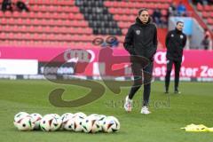 3. Liga; FC Ingolstadt 04 - VfL Osnabrück; Cheftrainerin Sabrina Wittmann (FCI) und Co-Trainer Fabian Reichler (FCI)