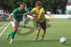 Kreisliga - Saison 2023/2024 - FC Gerolfing - FC Hitzhofen/Oberzell - Julien Bajer grün Gerolfing - Niclas Filser
 gelb Hitzhofen - Foto: Meyer Jürgen