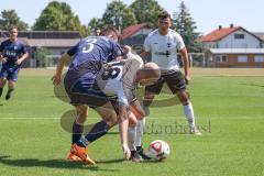 Kreisklasse - Saison 2024/25- TSV Gaimersheim II - TSV Etting  - Moritz Heckl weiss Gaimersheim - Elias Geiger blau Etting - Foto: Meyer Jürgen