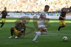 3. Liga - Saison 2024/25 - Alemannia Aachen - FC Ingolstadt 04  - Marcel Costly (Nr.22 - FCI) - Lamar Yarbrough (Nr.25 - Alemannia Aachen) - Foto: Meyer Jürgen