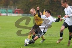 Kreisliga - Saison 2024/25- TSV Lichtenau - FC Mindelstetten - Steven Spieß gelb Lichtenau - Simon Schweiger weiss Mindelstetten - Foto: Meyer Jürgen