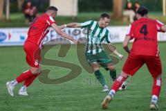 Landesliga - Saison 2025/26 - SV Manching - TSV Dachau  - Fabian  Neumayer (Nr.9 - SV Manching) - Sebastian Mitterhuber rot Dachau - Foto: Meyer Jürgen