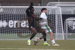 *** Bayernliga Nord - Saison 2025/26 - FC Ingolstadt 04 II - SpVgg Greuther Fürth - Jason Osei Tutu (Nr.11 - FC Ingolstadt II) - Faris Hpe grün Fürth - Foto: Meyer Jürgen