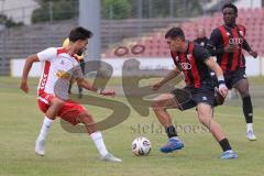 *** Bayernliga Nord - Saison 2025/26 - FC Ingolstadt 04 II - Jahn Regensburg II - Ognjen Draculic (Nr.9 - FC Ingolstadt II) - Banden Ante weiss Regensburg - Foto: Meyer Jürgen