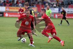 Kreisliga - Saison 2024/25- SV Kasing - SV Eitensheim - Jonas Götz schwarz Kasing- Niklas Elm rot Eitensheim rechts - Foto: Meyer Jürgen