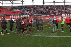 3.Liga - Saison 2022/2023 - FC Ingolstadt 04 -  SV Meppen - die Spieler bedanken sich bei den Fans - jubel -  Foto: Meyer Jürgen