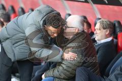 3. Liga - Saison 2024/25 - FC Ingolstadt 04 - SpVgg Unterhaching - Marcel Costly (Nr.22 - FCI) - Vorsitzender des Vorstandes Peter  Jackwerth (FCI) - Foto: Meyer Jürgen