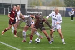DFB Pokal - Frauen - Saison 2025/26 - FC Ingolstadt 04 Frauen - 1. FC Nürnberg - Jenny Beyer (Nr.8 - FC Ingolstadt Frauen I) - Polaskova Aneta rot Nürnberg - Fritzberg Teresa (Nr.3 - FC Ingolstadt Frauen I) - Foto: Meyer Jürgen