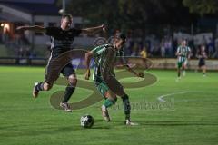 Landesliga - Saison 2025/26 - SV Manching - SSV Niedersonthofen - Leon Peric (Nr.20 - SV Manching) - Lukas Mayr schwarz Niedersonthofen - Foto: Meyer Jürgen