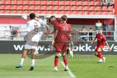 3. Liga; FC Ingolstadt 04 - SSV Ulm; Torchance verpasst Kopfball Marcel Costly (22, FCI) David Jonas (15 Ulm) Frederik Christensen (11, FCI) Yannick Deichmann (20, FCI)