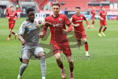 3. Liga; FC Ingolstadt 04 - Alemannia Aachen; da Silva Kiala Joel (37 AA) Julian Kügel (29, FCI) Zweikampf Kampf um den Ball