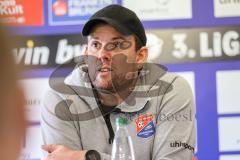 3. Liga; SpVgg Unterhaching - FC Ingolstadt 04; Pressekonferenz Cheftrainer Marc Unterberger (SpVgg) Interview