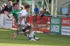 Relegation - Bezirksliga - Saison 2024/25 - FC Gerolfing - Tus Raubling - David Simm (Nr.19 - FC Gerolfing) - Franz Mangstl weiss Raubling - Foto: Meyer Jürgen