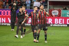 3. Liga; FC Ingolstadt 04 - Erzgebirge Aue; Sieg Jubel Freude Spieler bedanken sich bei den Fans Cheftrainerin Sabrina Wittmann (FCI) Lukas Fröde (34, FCI) David Kopacz (29, FCI) Max Plath (14 FCI) Max Besuschkow (17, FCI)