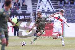 3. Liga; VfB Stuttgart 2 - FC Ingolstadt 04; Zweikampf Kampf um den Ball Yannick Deichmann (20, FCI) Luca Raimund (7 VfB)