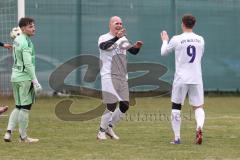 Kreisklasse - Saison 2025/26- Türk SV Ingolstadt - MTV Ingolstadt-  - Der 0:1 Führungstreffer durch Zvonko Bivolcevic weiss MTV  - TW Tobias Gooss Türkisch - Mykola Bilotserkivets weiss MTV - jubel  - Foto: Meyer Jürgen