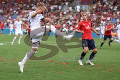 3. Liga; SpVgg Unterhaching - FC Ingolstadt 04; Yannick Deichmann (20, FCI) Hennig Maximilian (33 SpVgg)