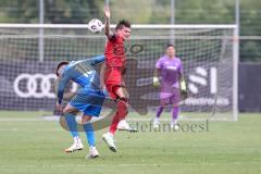 3. Liga; Testspiel; FC Ingolstadt 04 - 1. FC Heidenheim; Zweikampf Kampf um den Ball Frederik Christensen (11, FCI) Niehues Julian (16 HDH)